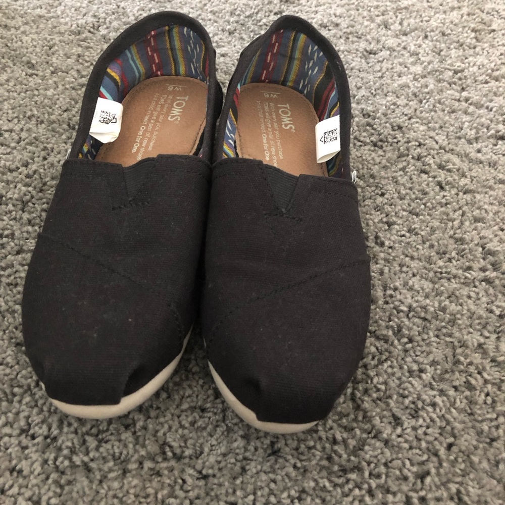 Tom shoes
